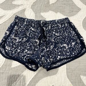 Gap Printed Linen Dolphin Short